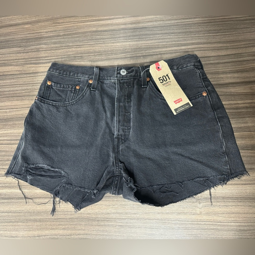 Women’s Levi Jean shorts high rise 501 black size 30